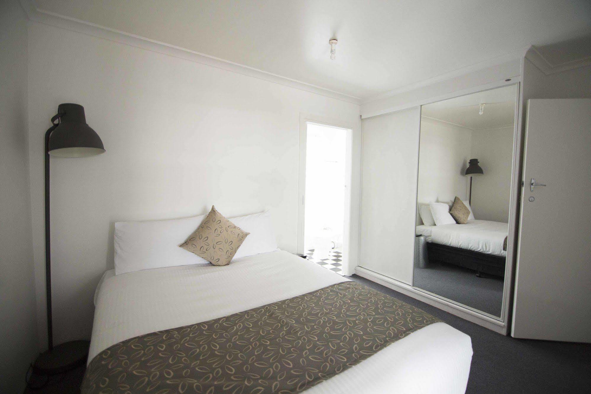 Siesta Central Apartments Sale Luaran gambar